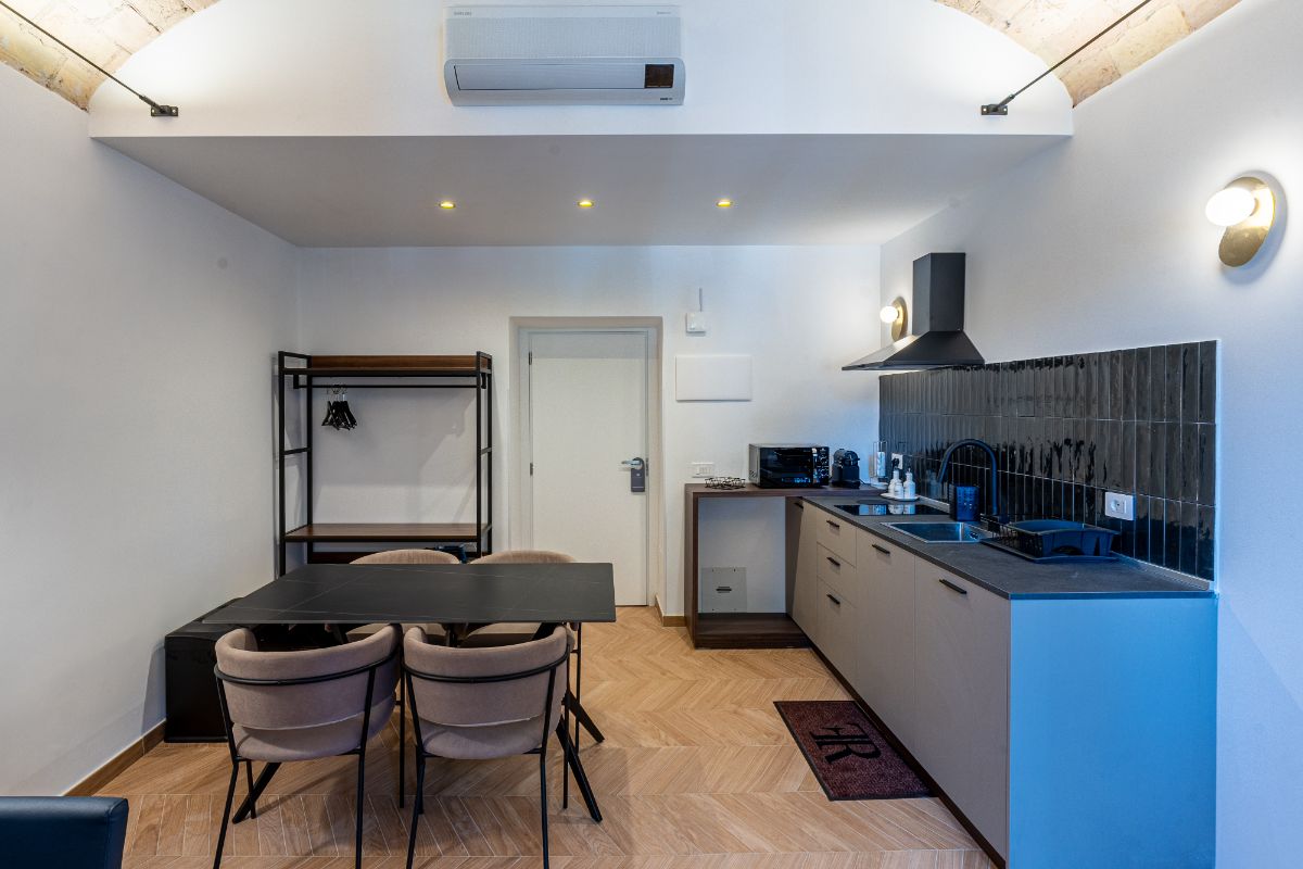 family blue room vatican (8)